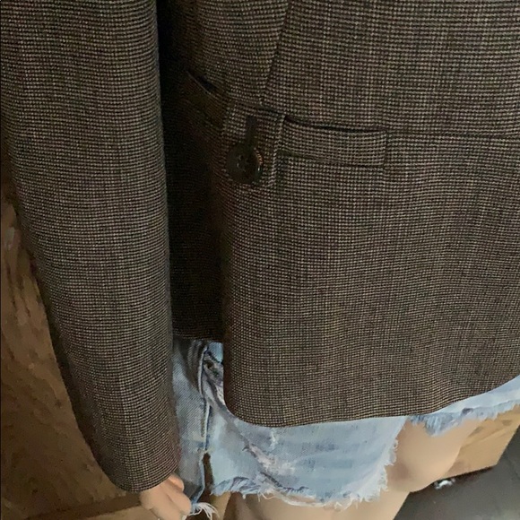 BNWOT! Brown Tahari Blazer! Trending street style! - Picture 5 of 8